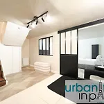 Urban Flat 09 - Stylish Triplex Champs-elysees *