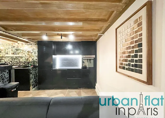 アパート Urban Flat 09 - Stylish Triplex Champs-elysees パリ