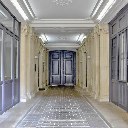 Urban Flat 09 - Stylish Triplex Champs-elysees 公寓 *
